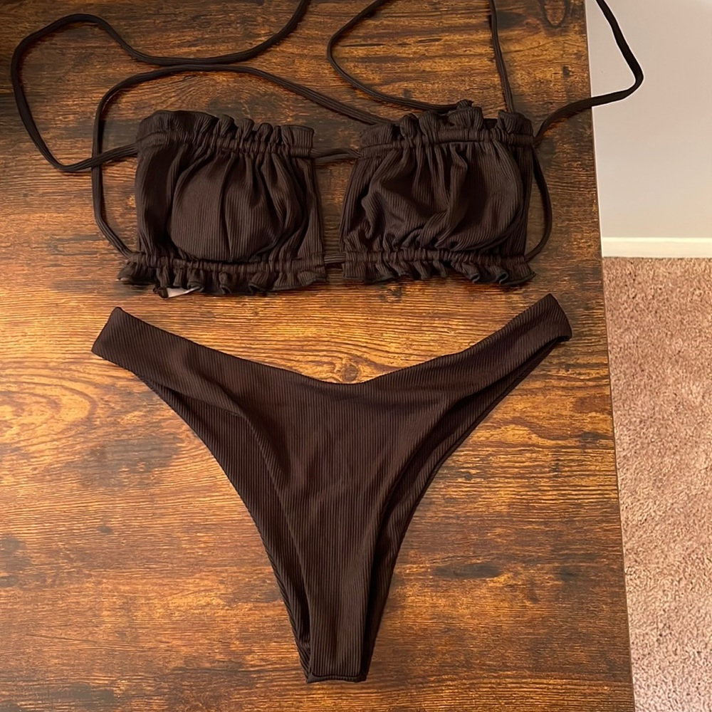 Swim suit